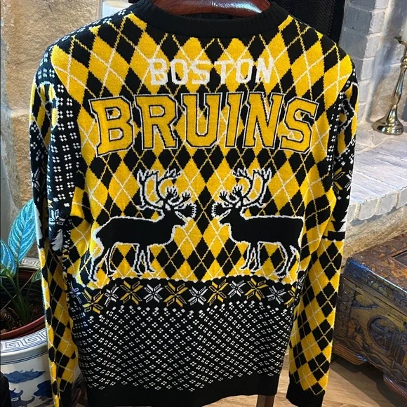 NHL Black and Yellow Boston Bruins Sweater - Picture 3 of 3